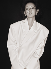 Stella L.