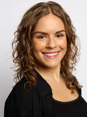 Csilla R.