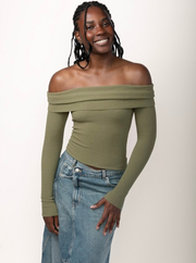 Assia D.