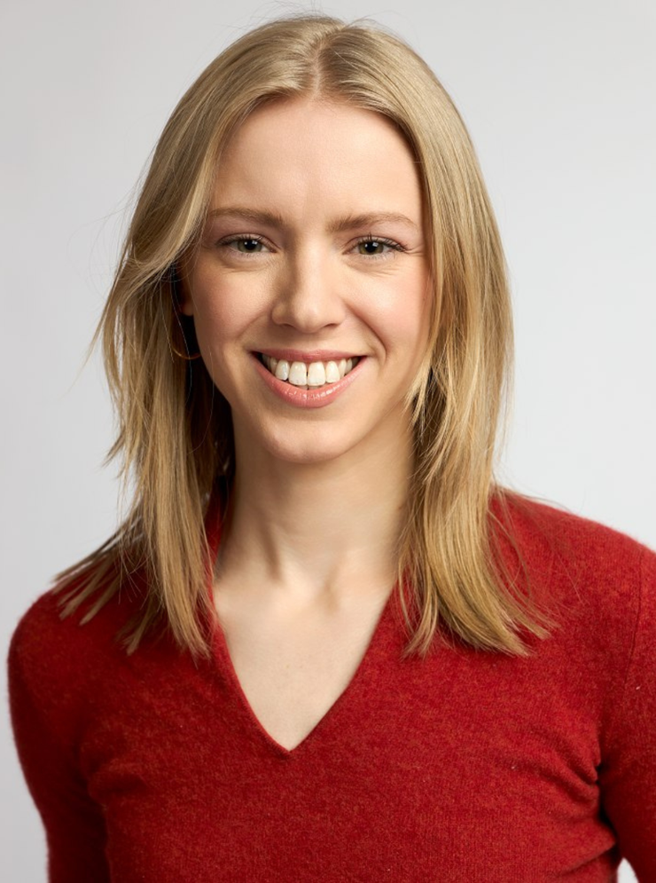 Julia Ki.